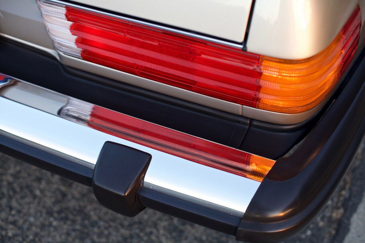 1986 Mercedes-Benz SL-Class - photo 12