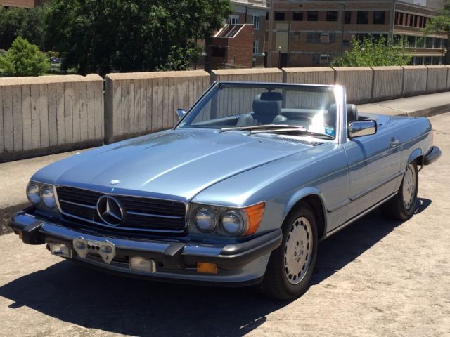 1986 Mercedes-Benz SL-Class 560SL in 335 Diamond Blue. 100% RUST-FREE. - photo 2