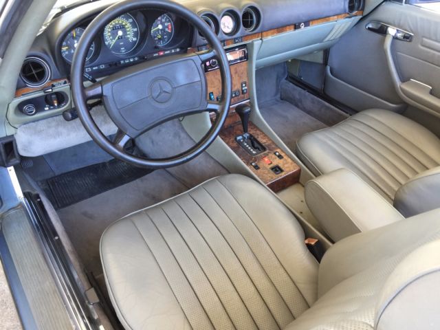 1986 Mercedes-Benz SL-Class 560SL in 335 Diamond Blue. 100% RUST-FREE. - photo 6