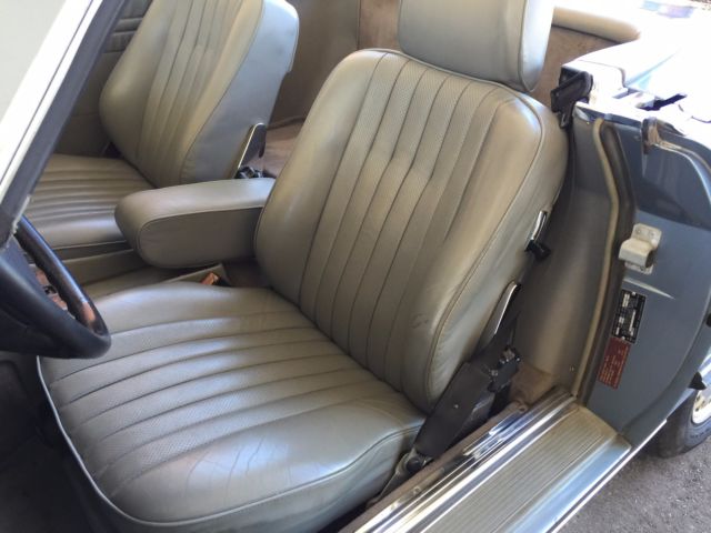1986 Mercedes-Benz SL-Class 560SL in 335 Diamond Blue. 100% RUST-FREE. - photo 7