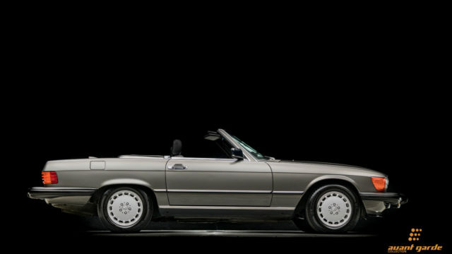 1986 Mercedes-Benz SL-Class ROADSTER - photo 8
