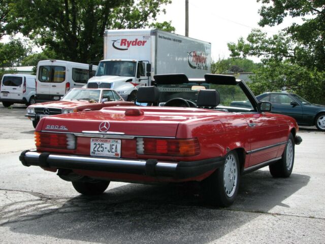 1986 Mercedes-Benz SL-Class CONVERTIBLE - photo 11