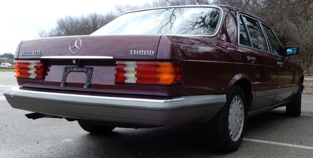 1986 Mercedes-Benz 300-Series - photo 2