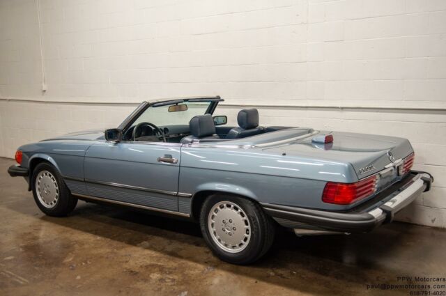 1986 Mercedes-Benz SL-Class 560SL - photo 3