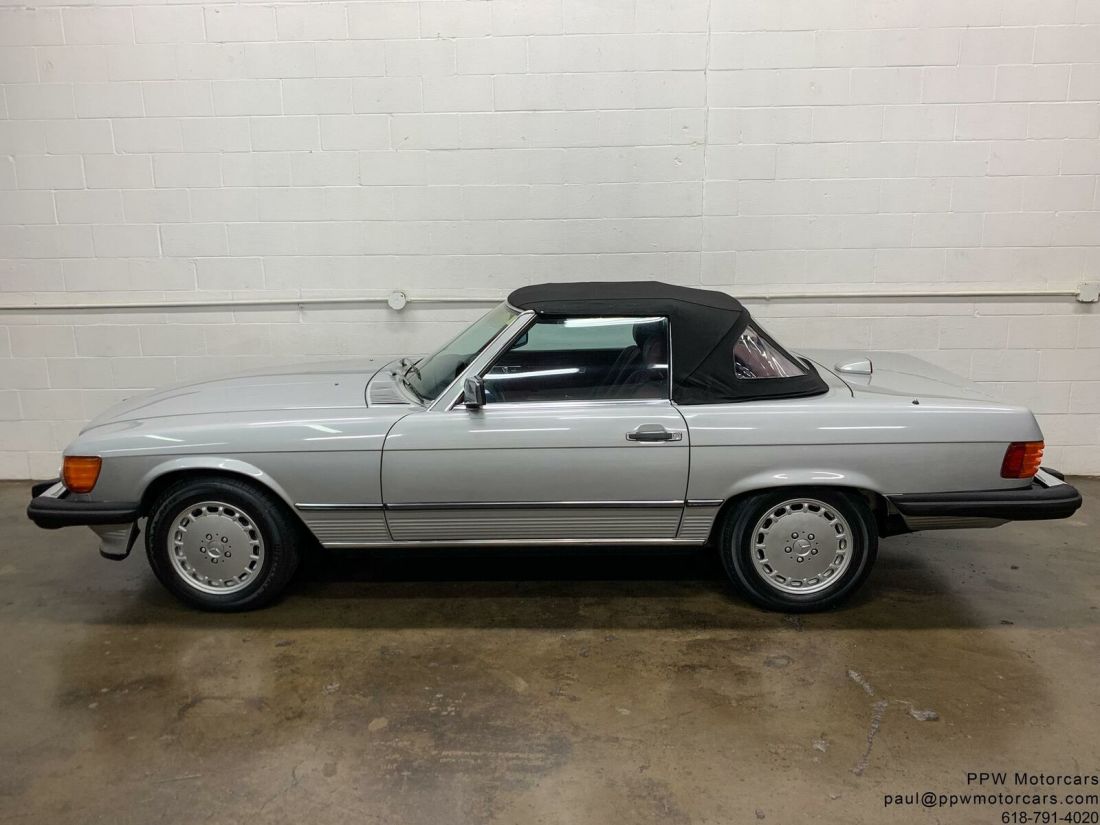 1986 Mercedes-Benz SL-Class 560SL - photo 10
