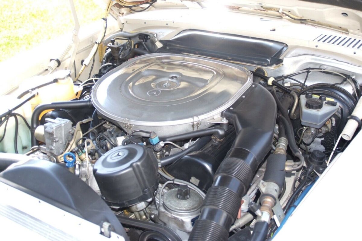 1986 Mercedes-Benz SL-Class 560SL - photo 11