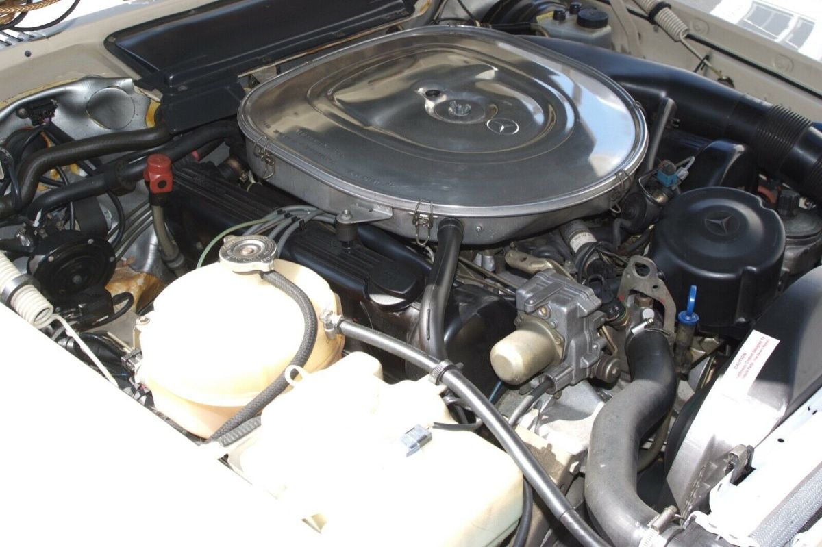 1986 Mercedes-Benz SL-Class 560SL - photo 12