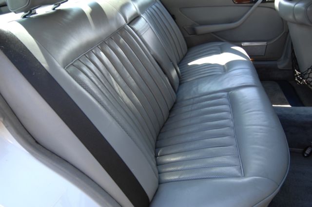 1986 Mercedes-Benz 300-Series Turbo - photo 11