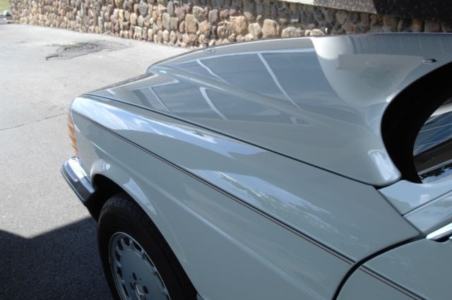 1986 Mercedes-Benz 300-Series Turbo - photo 13
