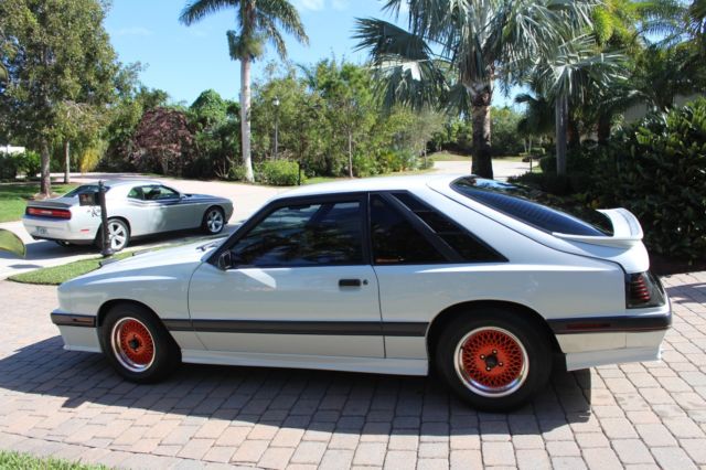 1986 Mercury Capri Black/gray - photo 2