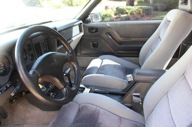 1986 Mercury Capri Black/gray - photo 6