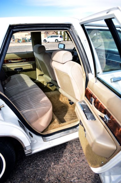 1986 Mercury Grand Marquis Base Sedan 4-Door - photo 8