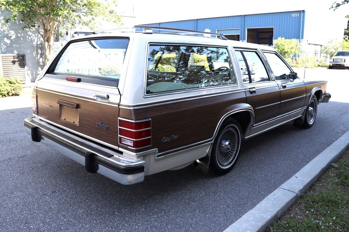 1986 Mercury Grand Marquis LS Colony Park Wagon - photo 4