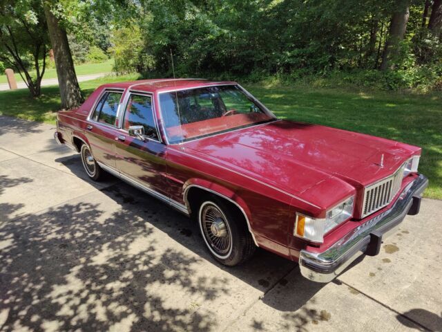 1986 Mercury Grand Marquis Sedan Red RWD Automatic LS 1986 Mercury Grand Marquis LS