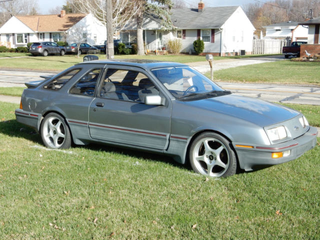 1986 Ford XR4TI - photo 2
