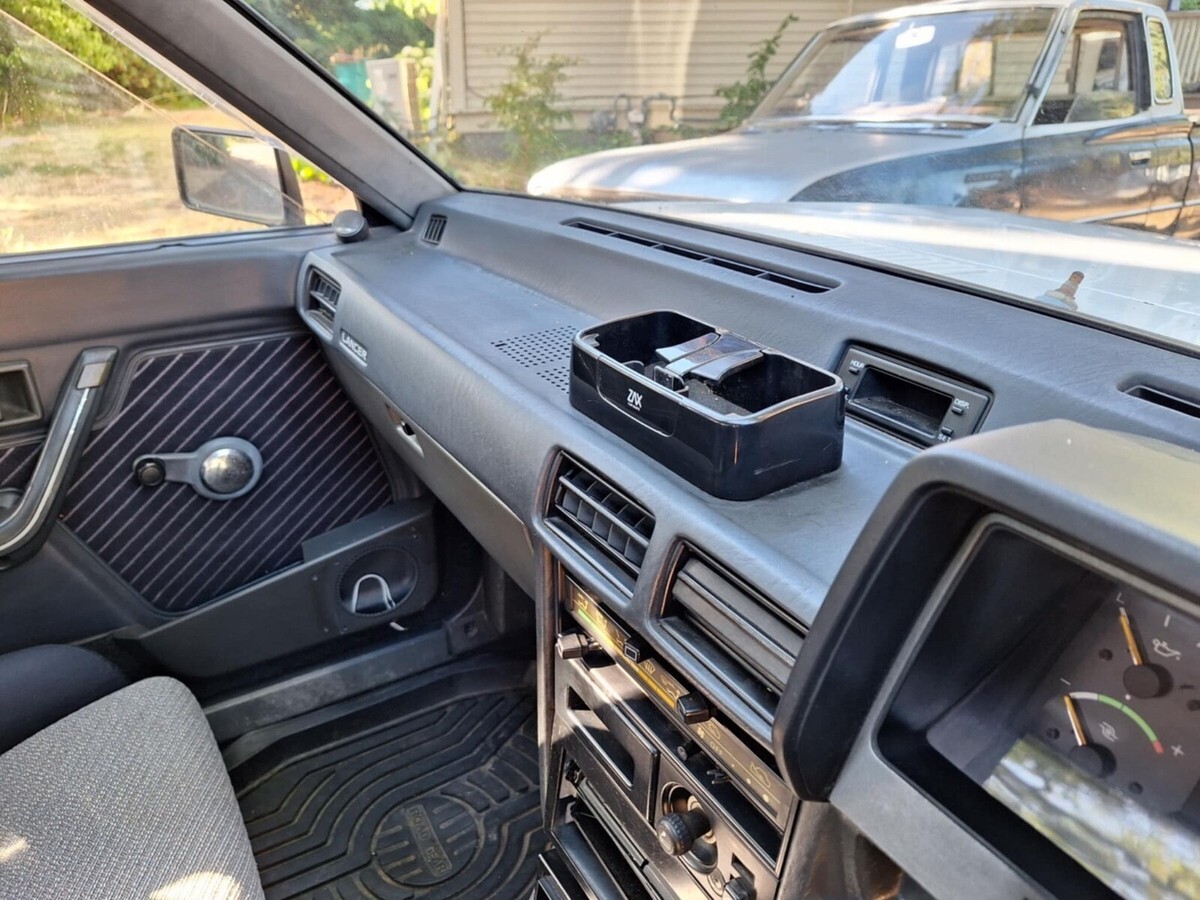 1986 Mitsubishi Lancer - photo 13