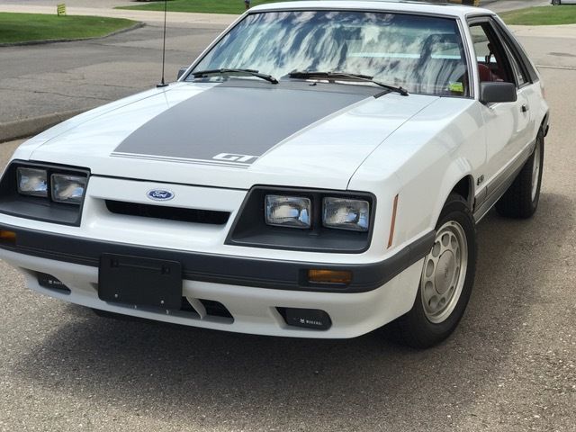 1986 Ford Mustang GT - photo 4
