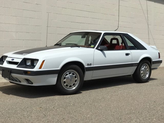 1986 Ford Mustang GT - photo 5