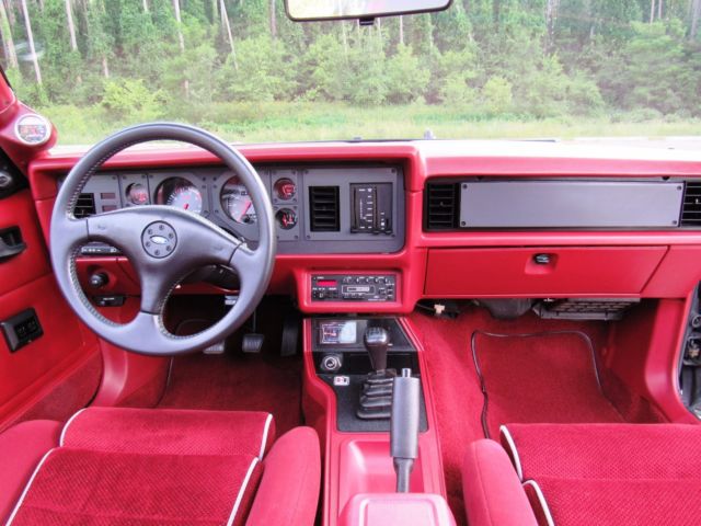 1986 Ford Mustang GT - photo 11