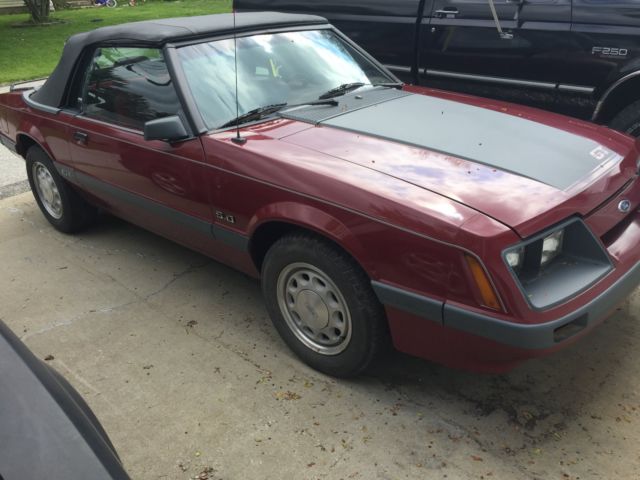 1986 Ford Mustang - photo 2