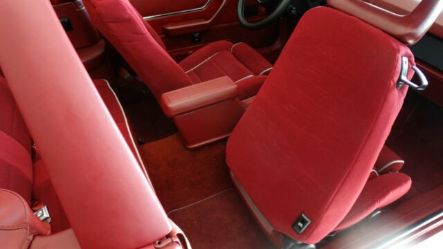 1986 Ford Mustang convertible - photo 8