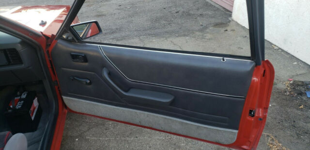 1986 Ford Mustang RED/GRAY - photo 10