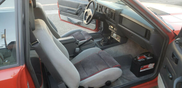 1986 Ford Mustang RED/GRAY - photo 7