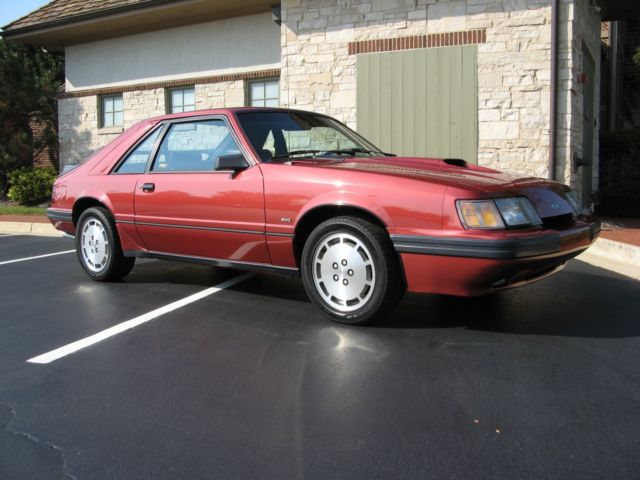1986 Ford Mustang SVO - photo 4