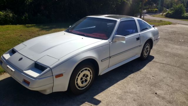 1986 Nissan 300 ZX 2+2 analog dash manuel transmission garage kept 1986 Nissan 300ZX GL