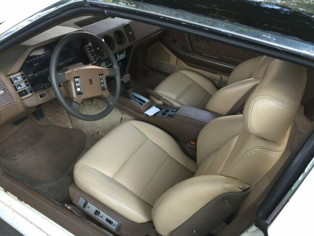 1986 Nissan 300ZX white - photo 2
