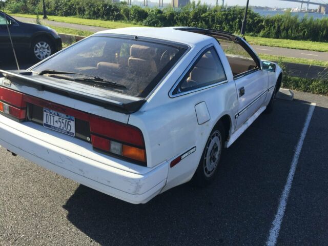 1986 Nissan 300ZX white - photo 5