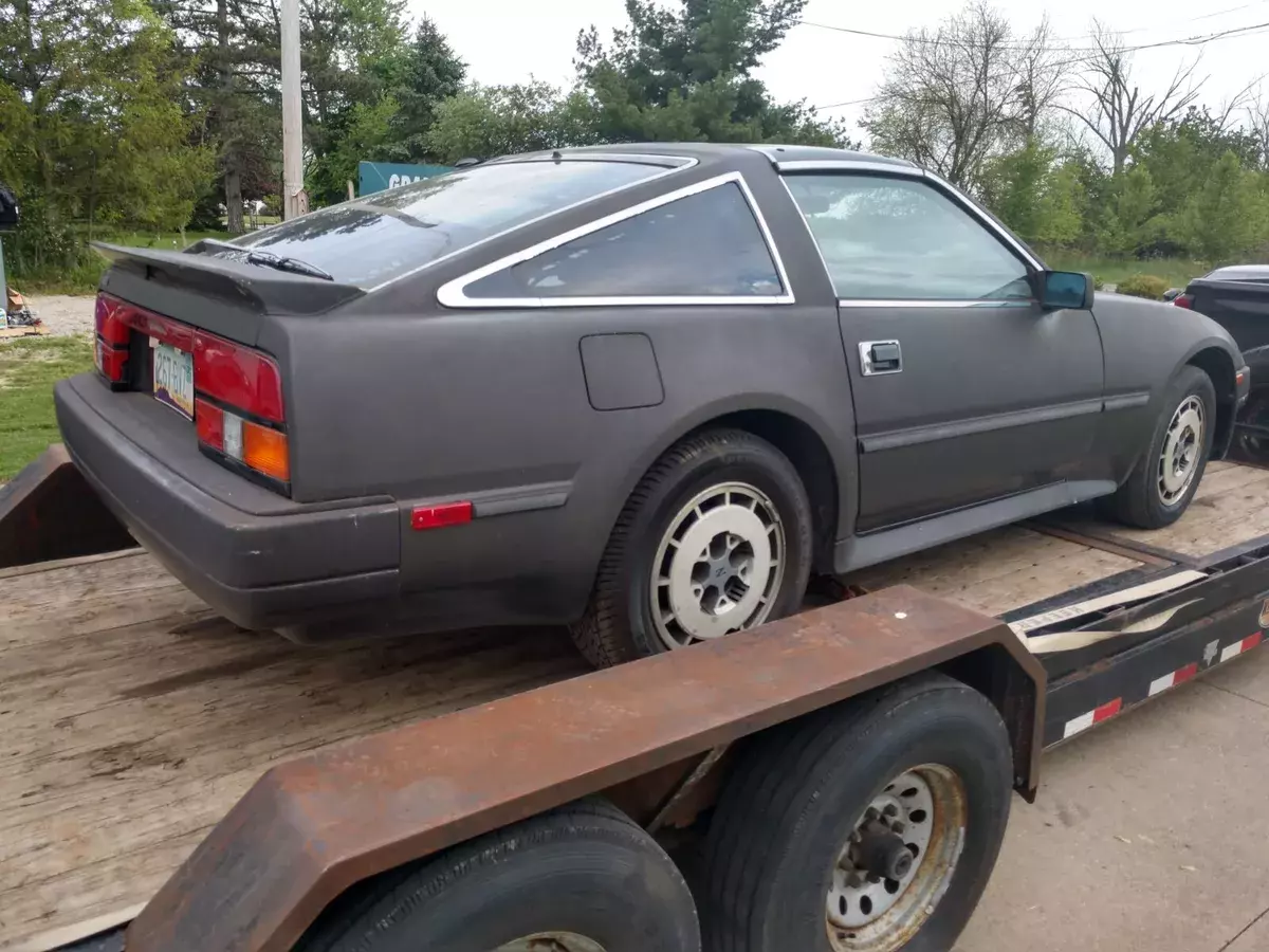 1986 Nissan 300ZX 2D Coupe