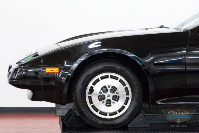 1986 Nissan 300ZX T-Top 2 Door Coupe - photo 3