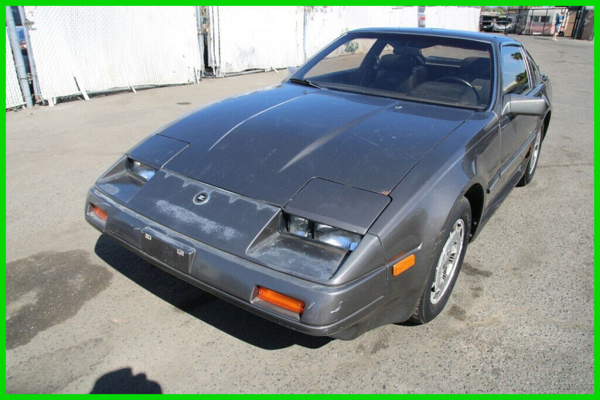 1986 Nissan 300ZX w/ T-Tops 5 Speed Manual Transmission 6 Cylinder NO RESERVE 1986 Nissan 300ZX