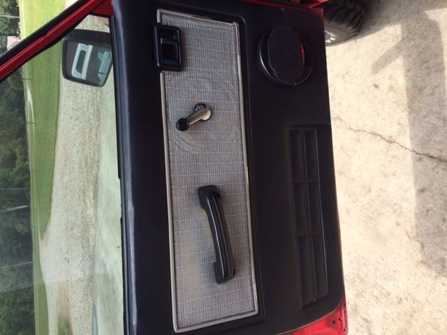 1986 Nissan 720 Base Standard Cab Pickup 2-Door - photo 7