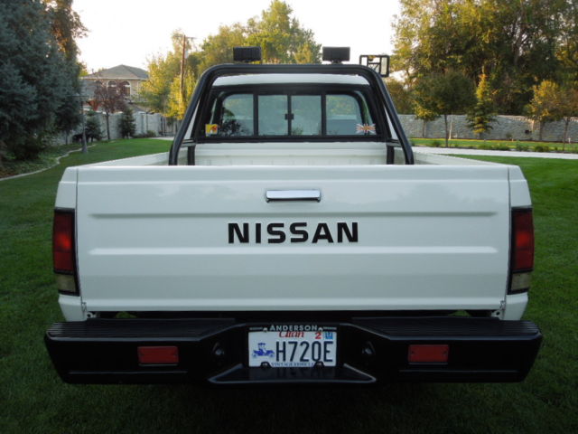 1986 Nissan Other Pickups - photo 9