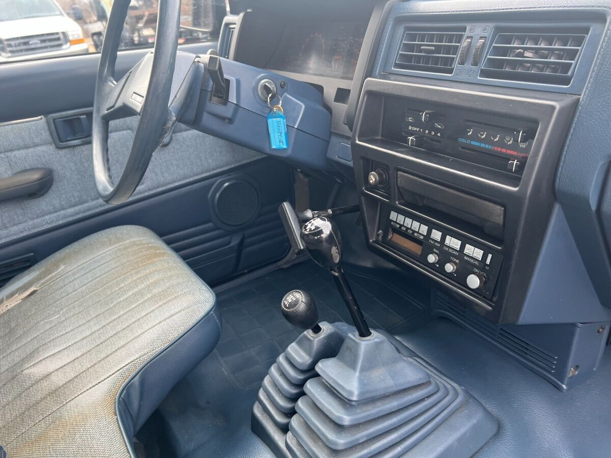 1986 Nissan D21 - photo 11