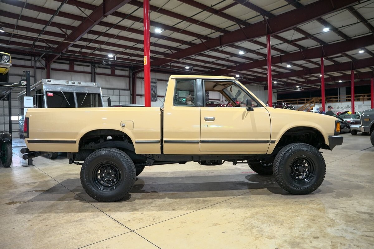 1986 Nissan Hardbody DLX King Cab - photo 10