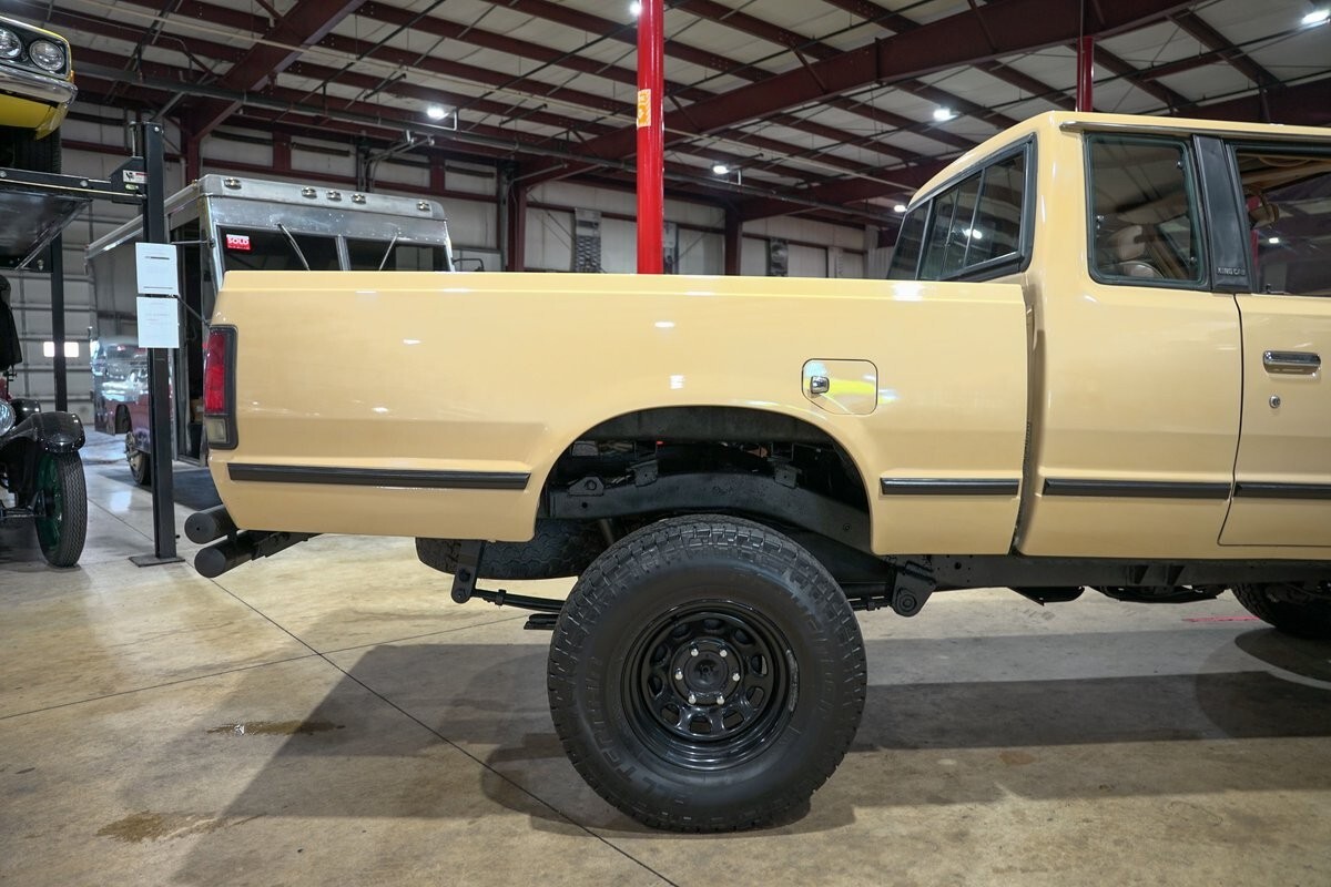 1986 Nissan Hardbody DLX King Cab - photo 9