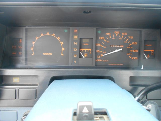 1986 Nissan Pickup - photo 13
