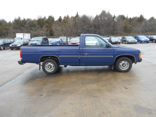 1986 Nissan Pickup - photo 5