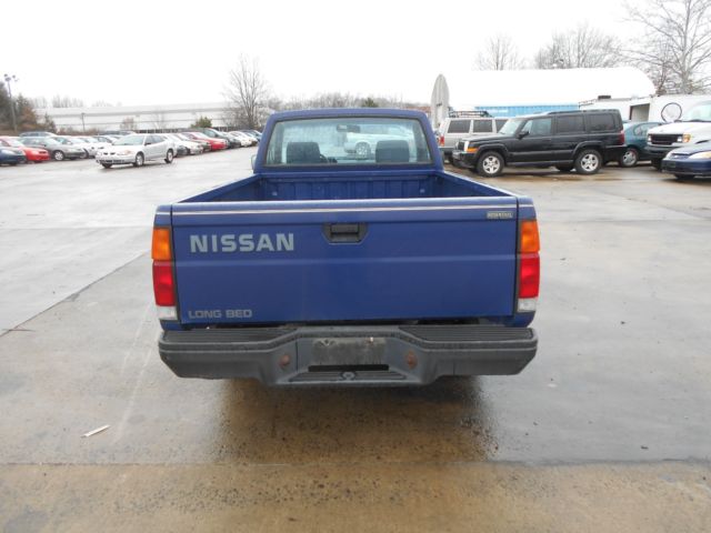 1986 Nissan Pickup - photo 7