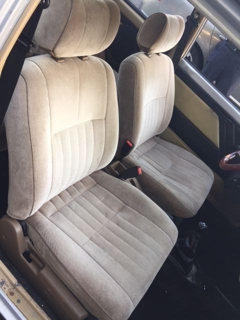 1986 Nissan Sentra Base Sedan 2-Door - photo 6