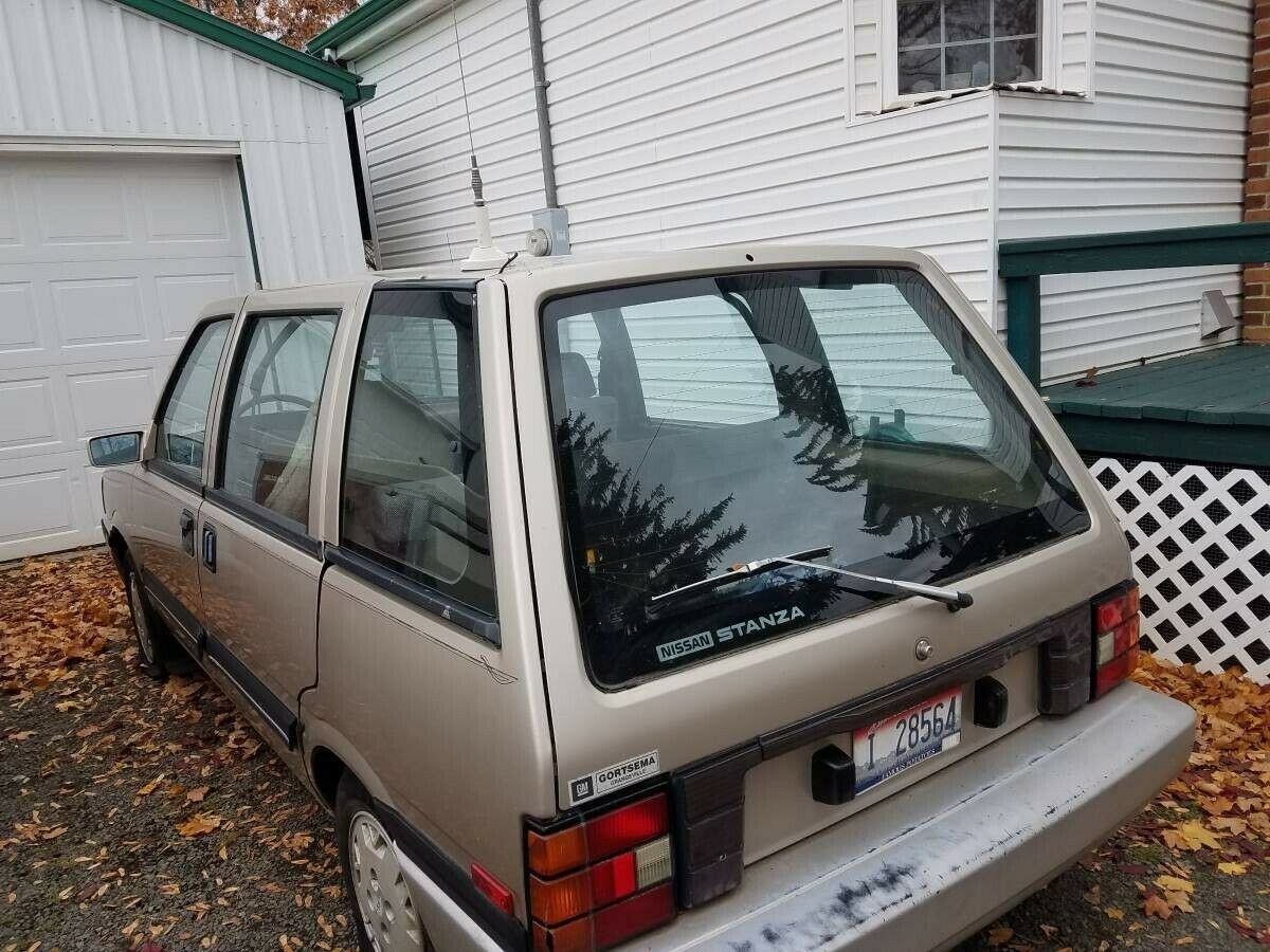 1986 Nissan Stanza wagon - photo 2