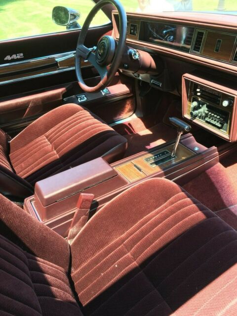 1986 Oldsmobile 442 - photo 11