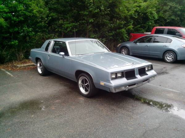 1986 Olds Cutlass Supreme 307v8 motor no reserve 1986 Oldsmobile Cutlass