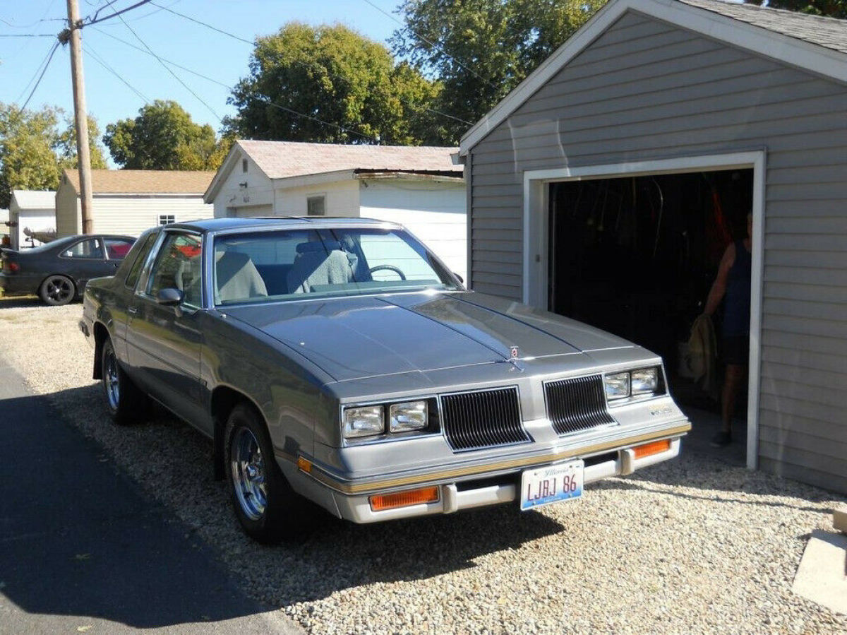 1986 Oldsmobile Cutlass - photo 10