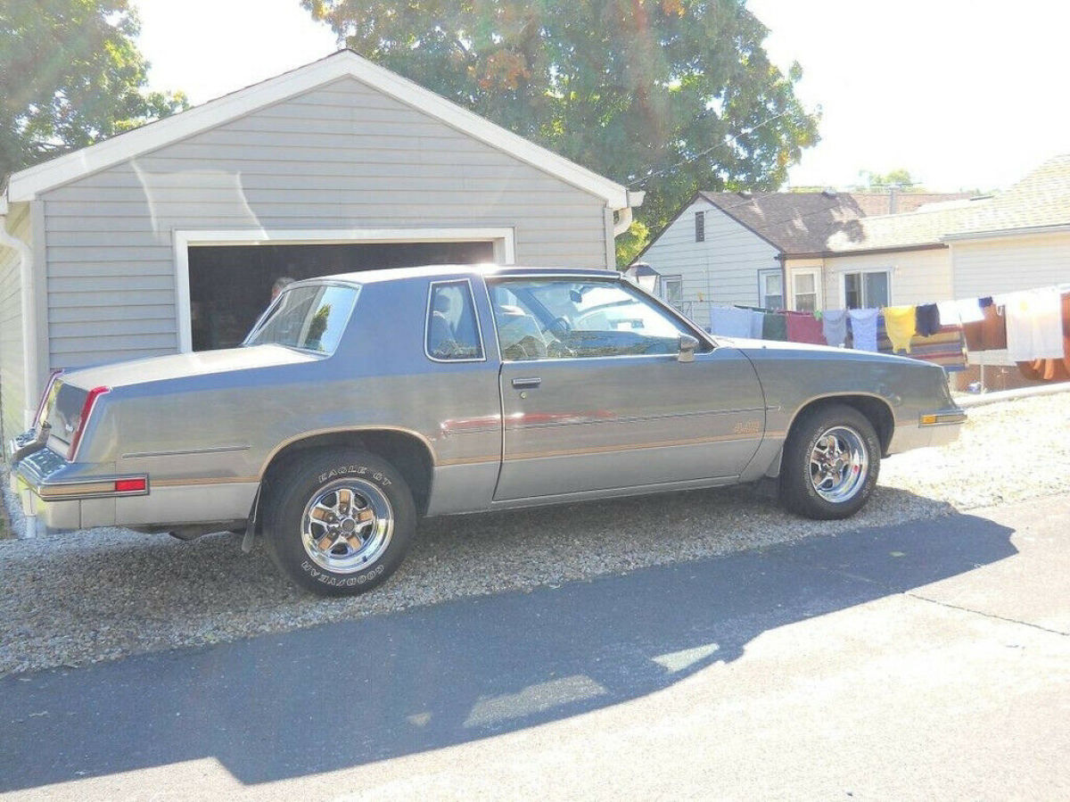 1986 Oldsmobile Cutlass - photo 11