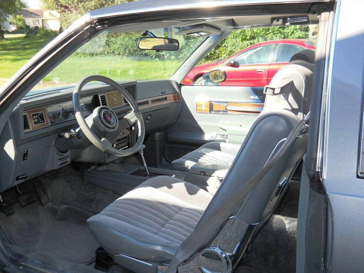 1986 Oldsmobile Cutlass - photo 6