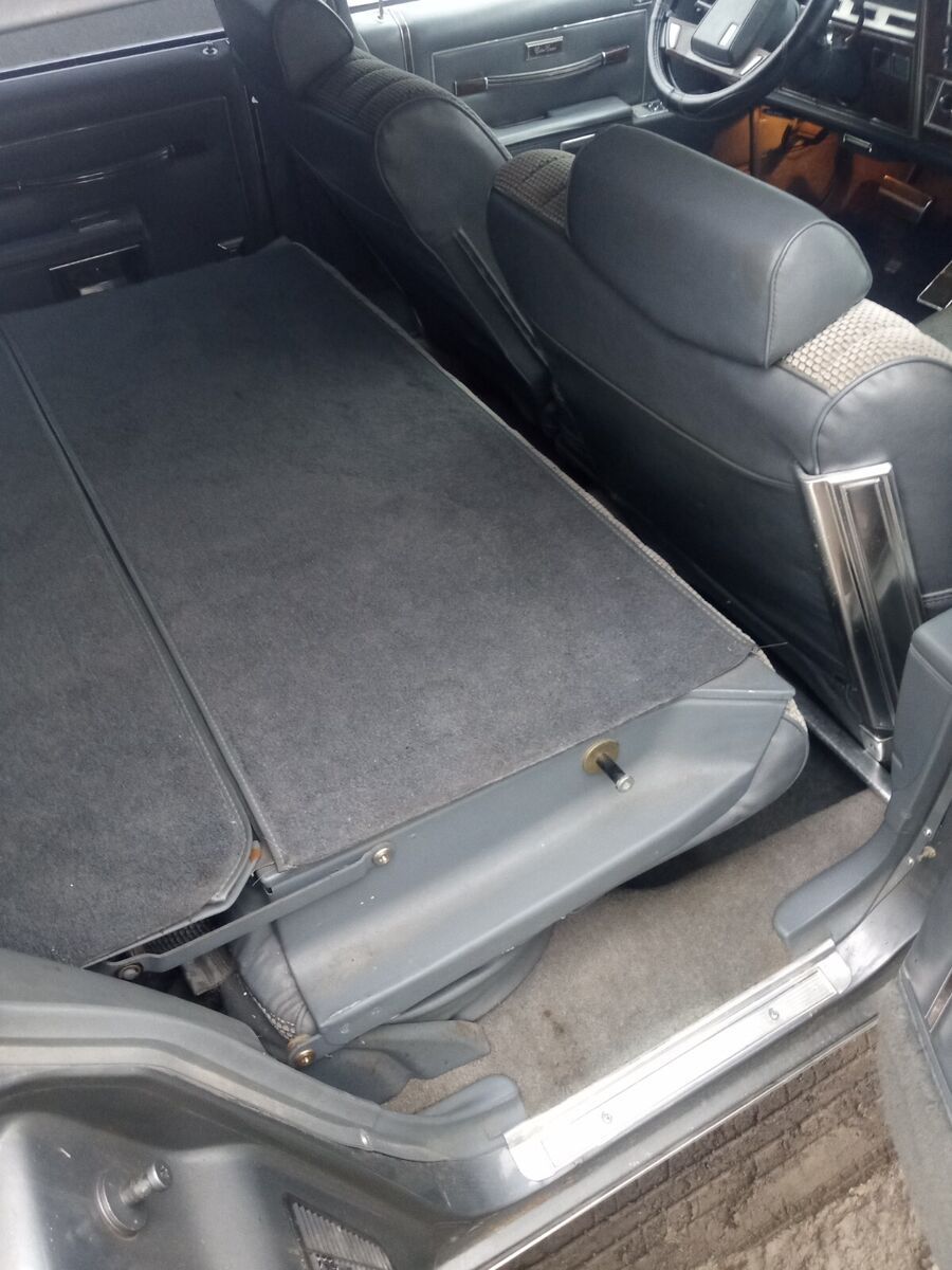 1986 Oldsmobile Custom Cruiser - photo 8